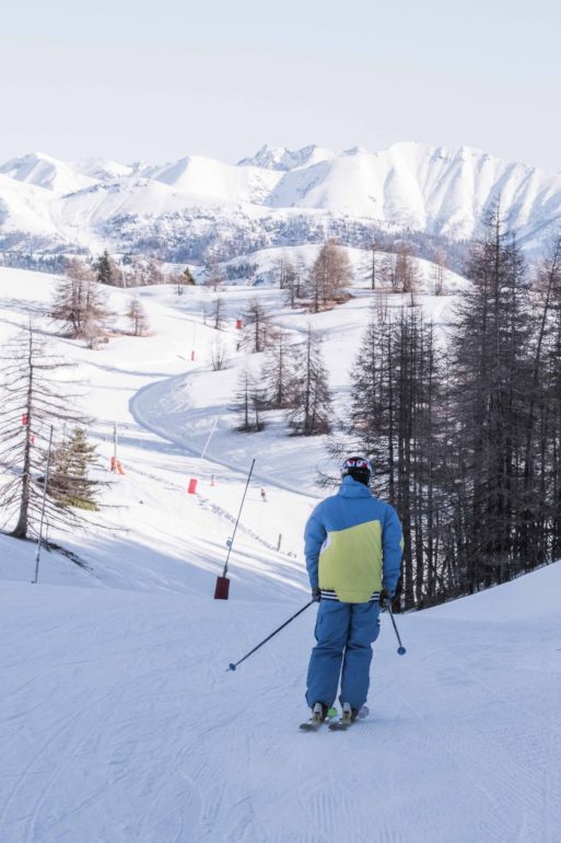 Depuis le début des vacances scolaires d'hiver, Valberg connait une forte affluence notamment sur les pistes de ski. L'occasion pour Grégory Marsal, chef pisteur dans la station de nous rappeler les règles de sécurité les plus importantes à respecter sur le domaine skiable.